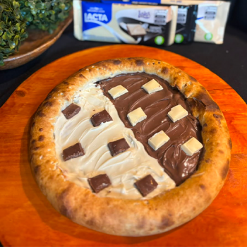 Pizza Diamante Negro + Borda Chocolate ao Leite