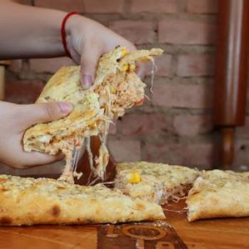 Calzone Frango com Catupiry